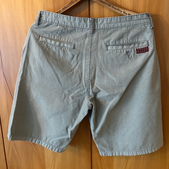 RVCA pinstripe shorts - Picture 2 of 2